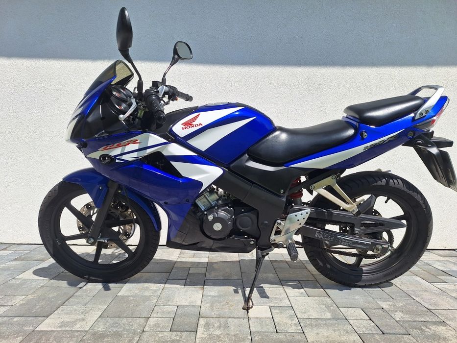 HONDA CBR 125 JC39, 2008 rok. Świetny stan, mały przebieg, wszystko w oryginale!! A1/B