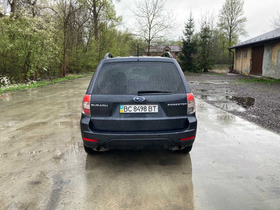 Гарне авто Повний привід