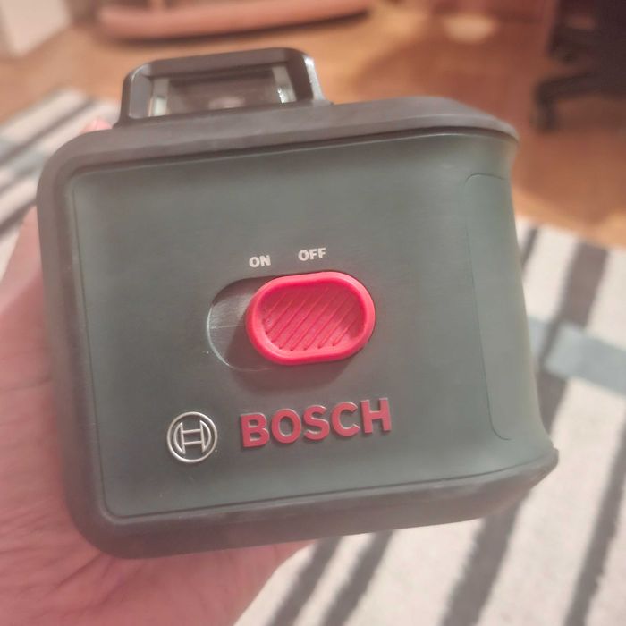 Laser krzyżowy Bosch 360