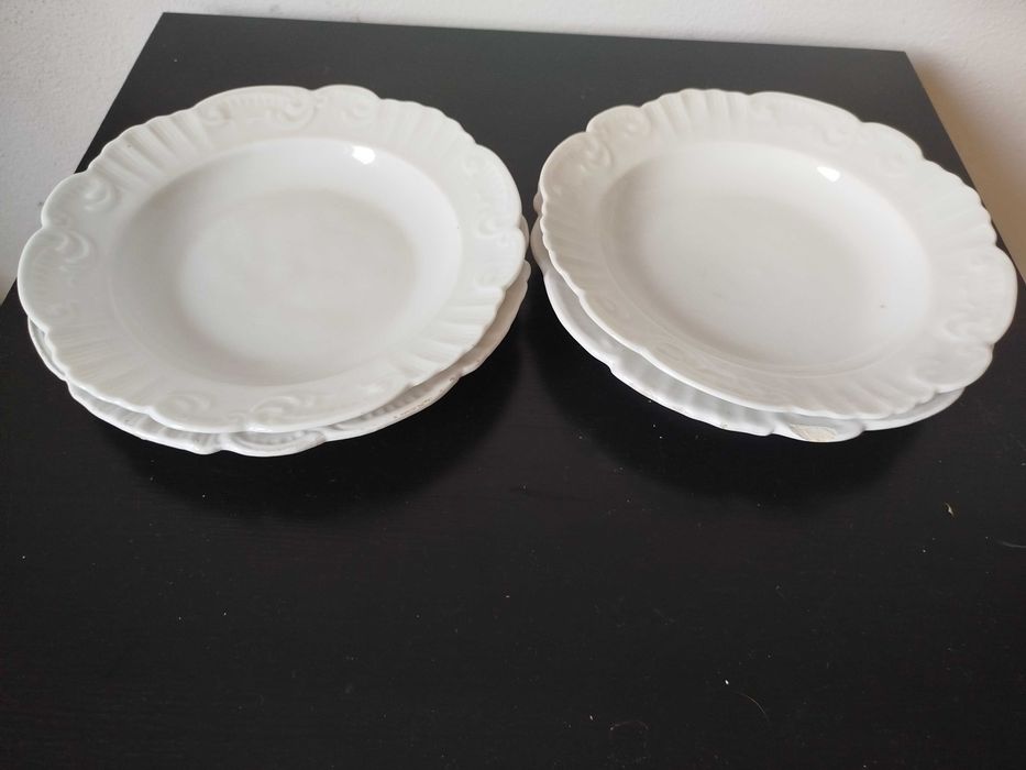 Quatro pratos da vista alegre muito antigos