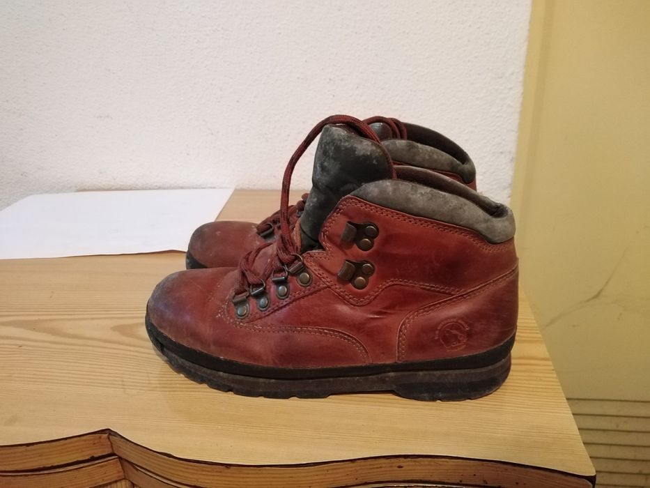 Vendo calçado para homem e bom estado