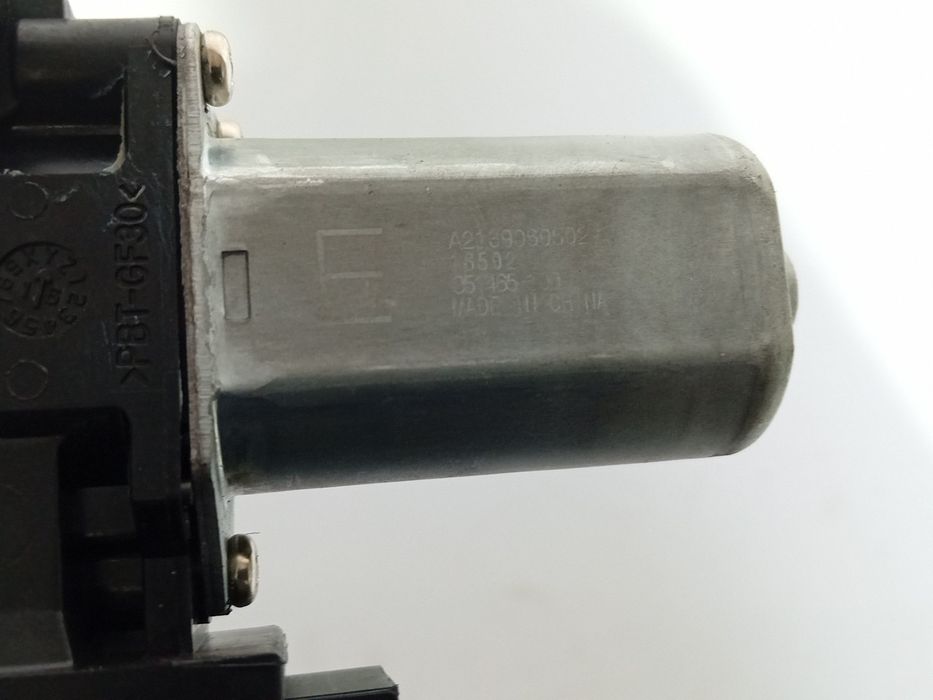 Motor vidro trás esquerdo MERCEDES-BENZ Classe C (W205)