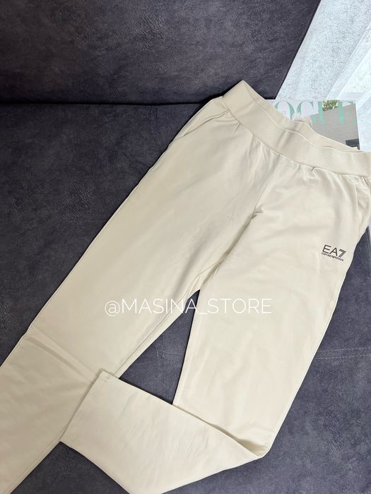 Костюм спортивний жіночий EA7 Emporio Armani M молочний оригінал