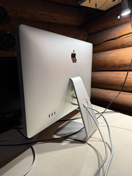Монітор Apple Cinema Display