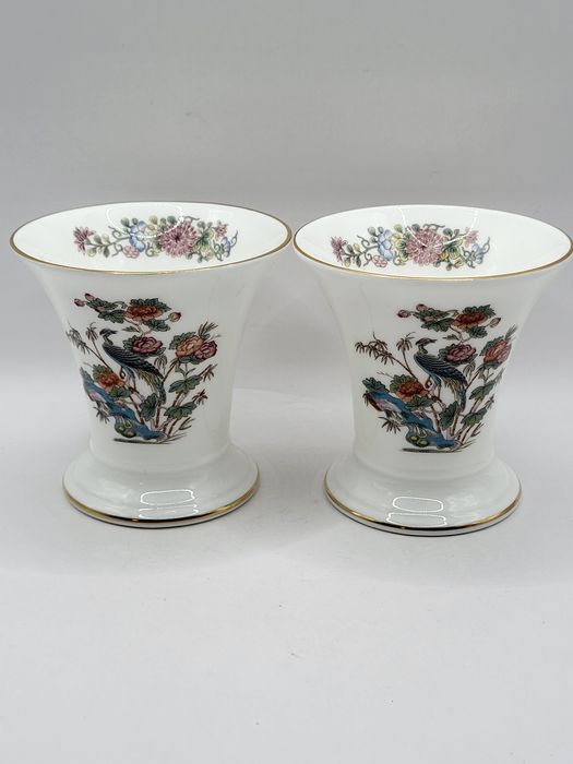 Porcelanowe wazony, 2 szt. Wedgwood Kutani Crane