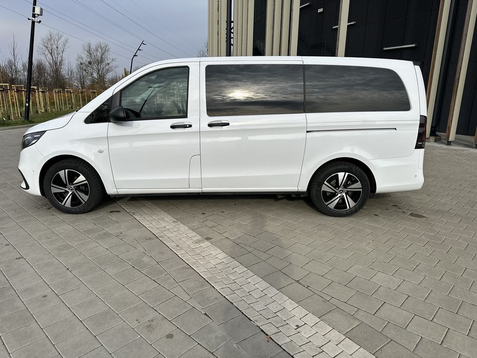 Wynajem Mercedes vito tourer 9 osobowy  Automat najnowszy model