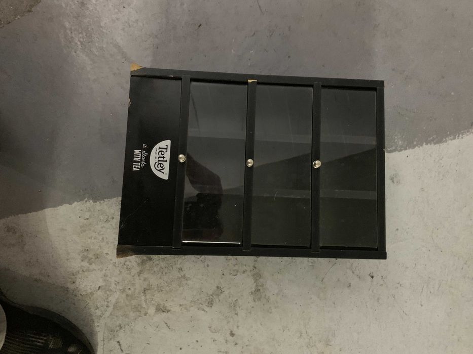 Armario de Chas  com gavetas