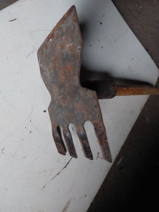 Сапка тяпка грабли ручная