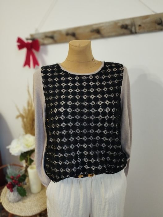 Beżowy sweter M&S Collection L z koronką – elegancki i wygodny