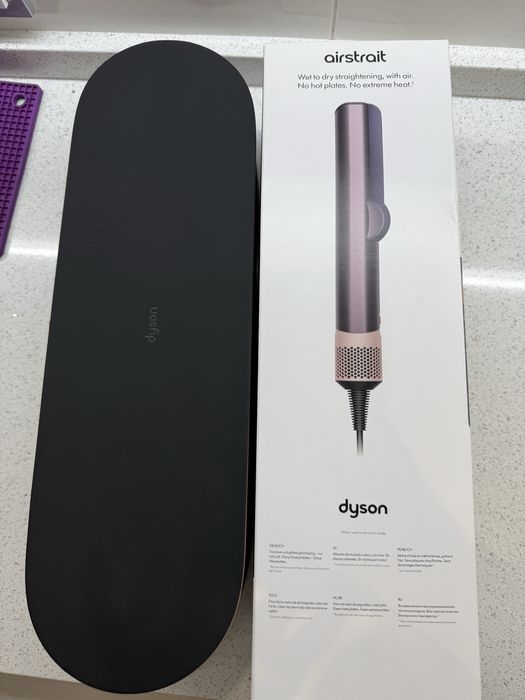 Продам dyson утюжок фен( airstrait)
