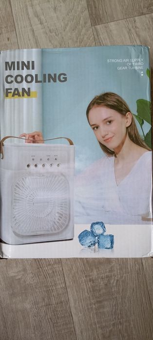 Вентилятор настільний зволожувач повітря c LED підсвічуванням Spray Fa