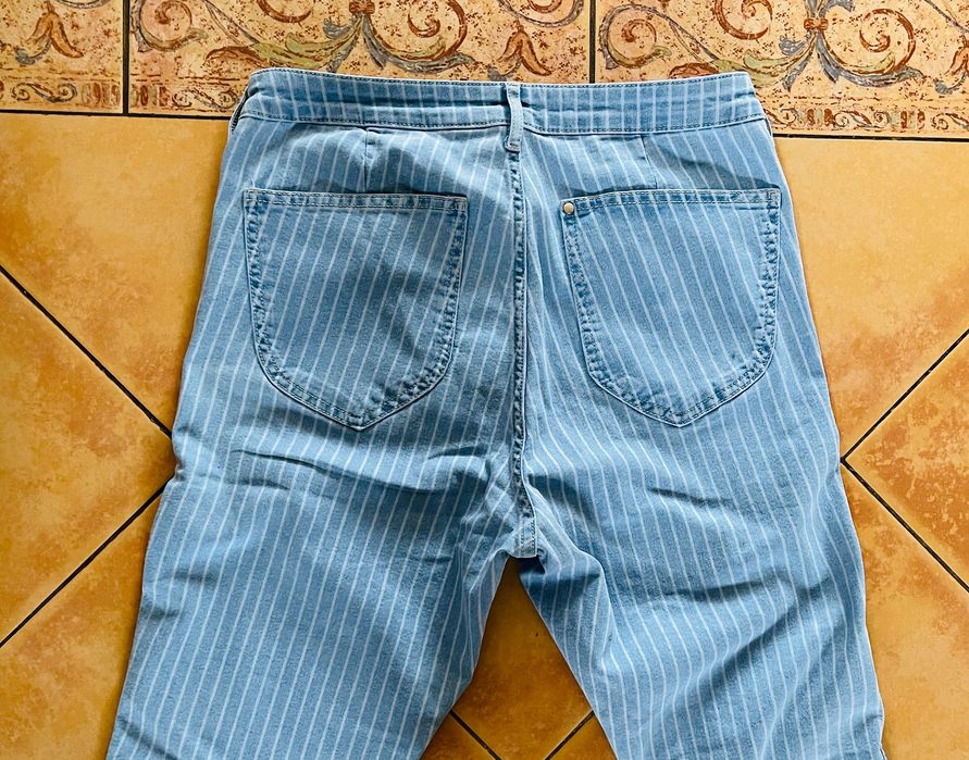 DENIM jeansy w paski błękitne M