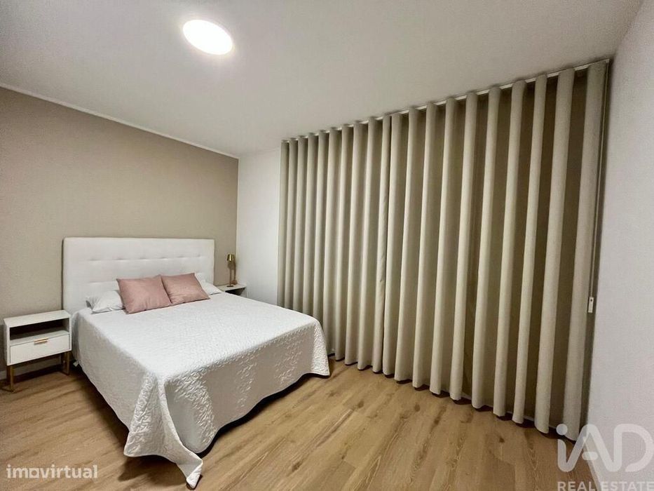 Apartamento T2 em Ramalde de 71 m2