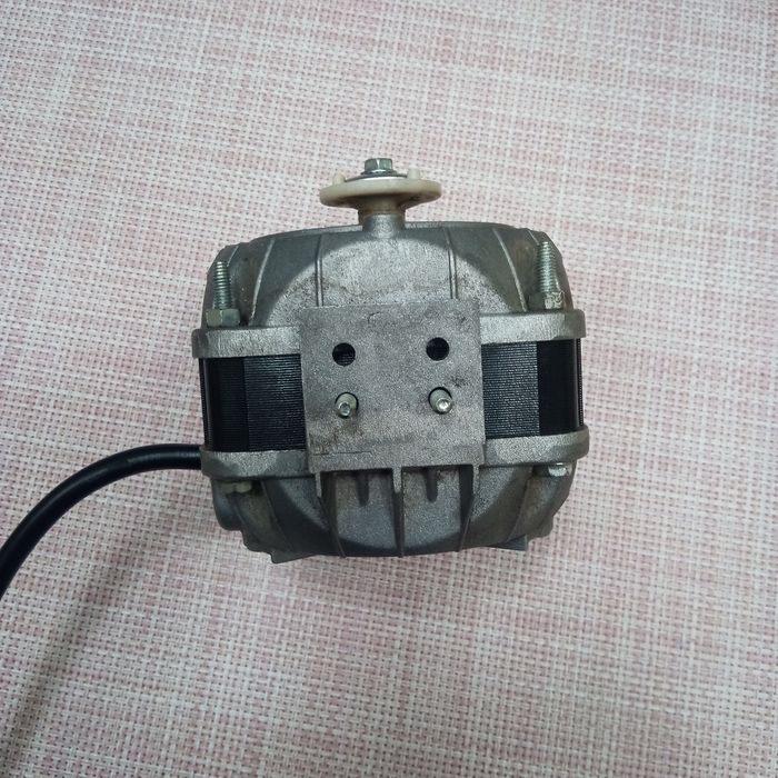 Двигун робочий малий