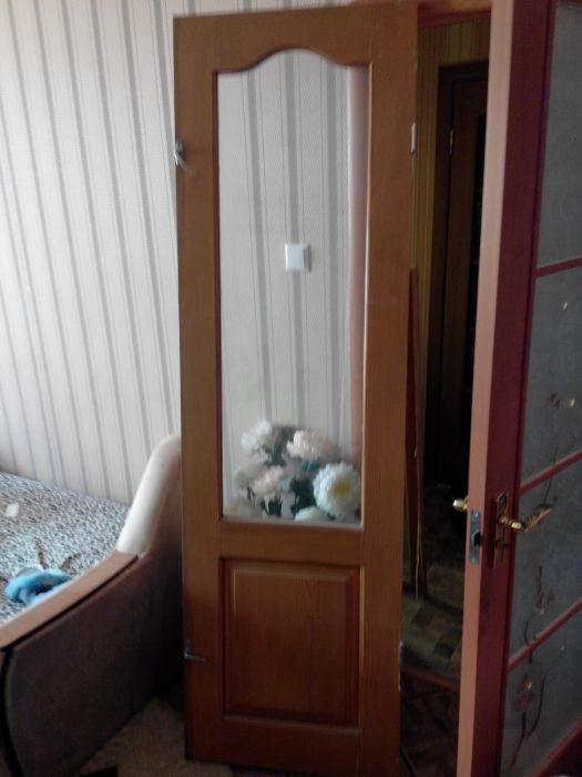 Окно и дверь с дерева