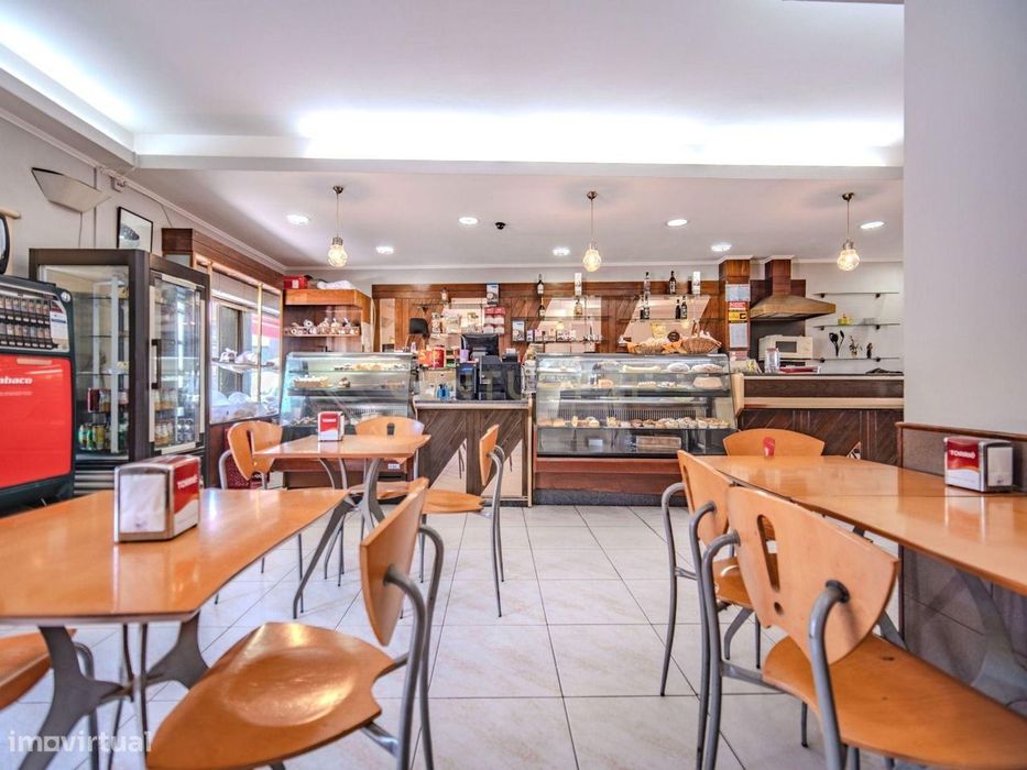 Venda de Confeitaria e Pastelaria com Fabrico Próprio – Junto à Estaçã