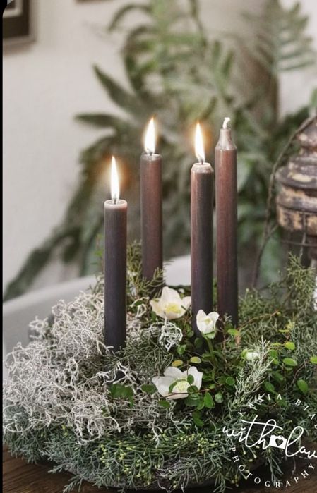 Wianek adwentowy 30 cm.