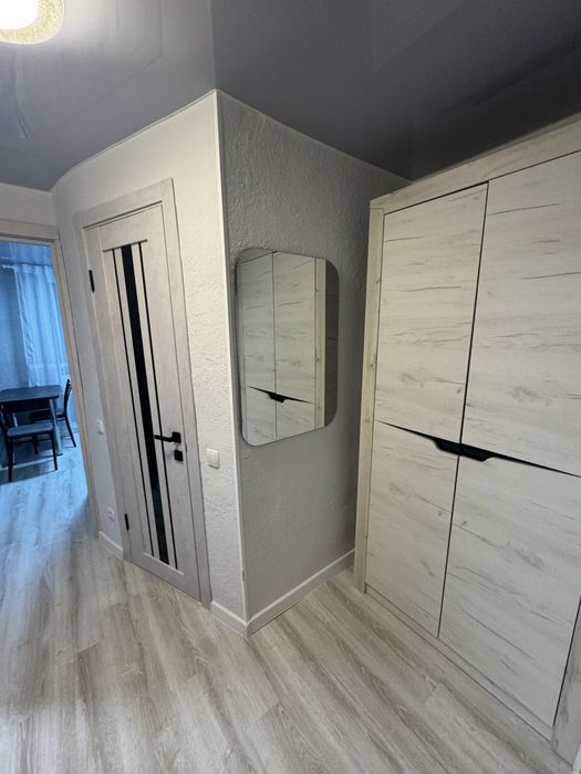 Продам однокомнатную квартиру с ремонтом на площади Мира , 1 этаж!!!