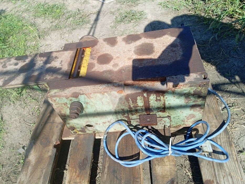 Деревообрабатывающий станок