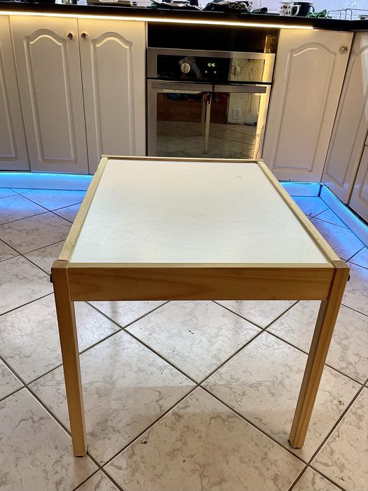 Stolik IKEA LÄTT | Sosna i Biel | Bardzo uniwersalny