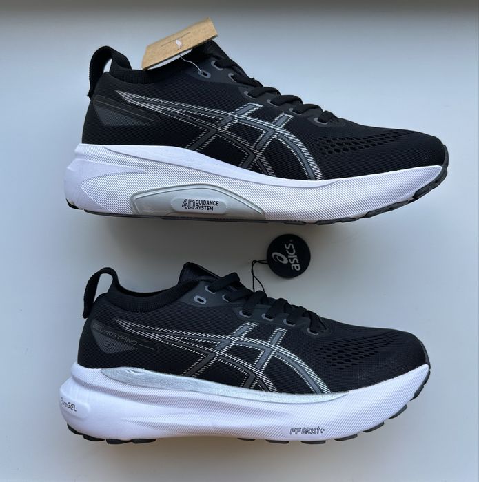 ASICS GEL-Kayano 31 жіночі бігові кросівки 40,5 нові