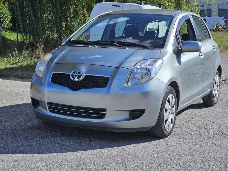 Carro lindíssimo e económico