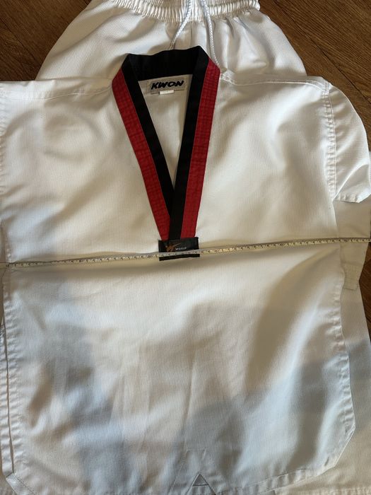 Форма добок доя тхеквондо