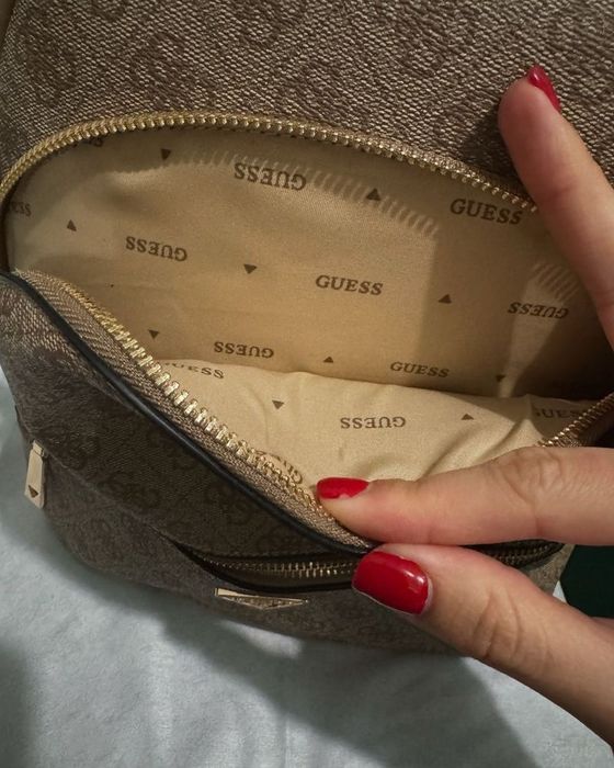 Guess plecak polecam na każdą okazję