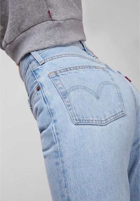 Стильні жіночі джинси Leviʼs
