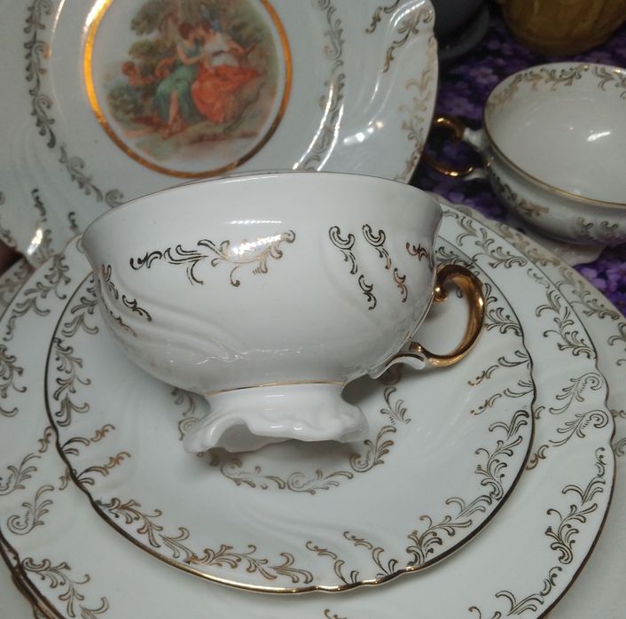 Продам чайную тройку фарфор Германия мадонна volkstedt