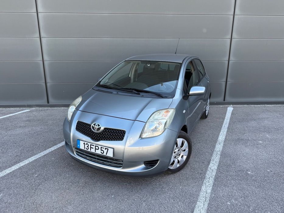 Toyota Yaris 1.0 VVT-i AC Manual