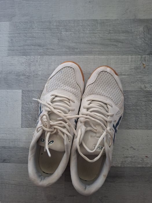 buty do siatkowki asics