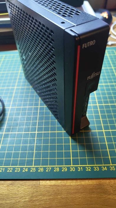 Komputer Fujitsu Futro s7011