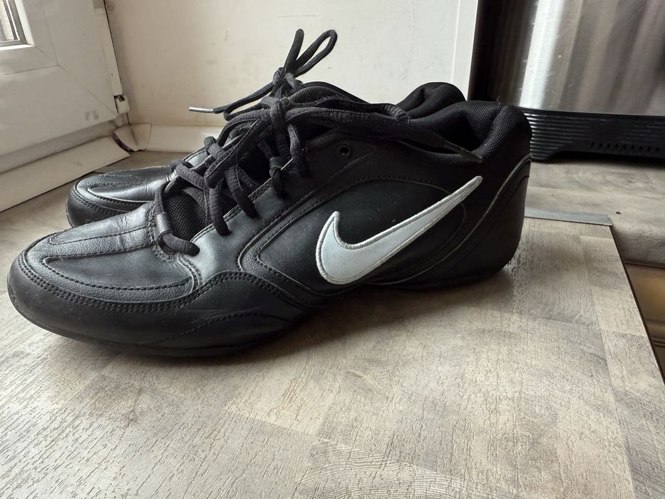 Кросоовки Nike Musique VII