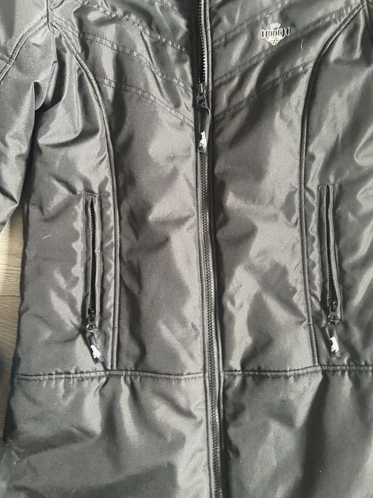 Продаем непродуваемое пальто новое!!!