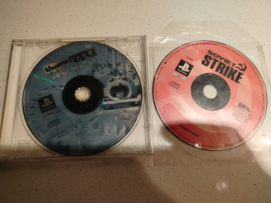 2 gry na PlayStation 1