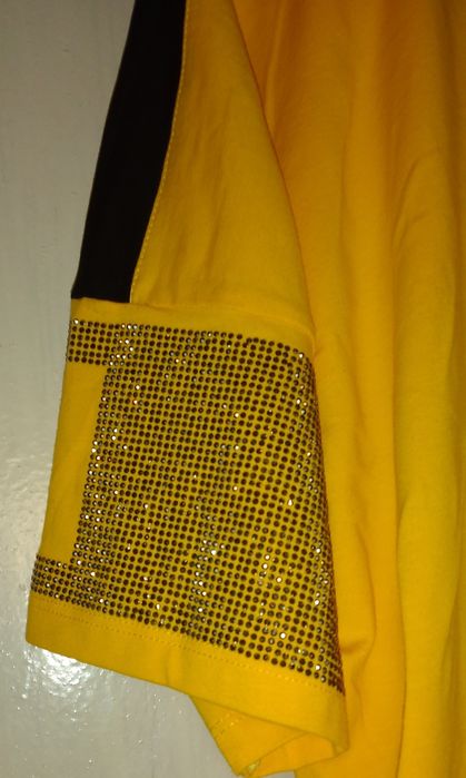 Жіноча сукня оверсайз.