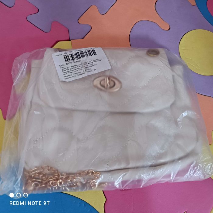 Torebka kopertówka beżowa