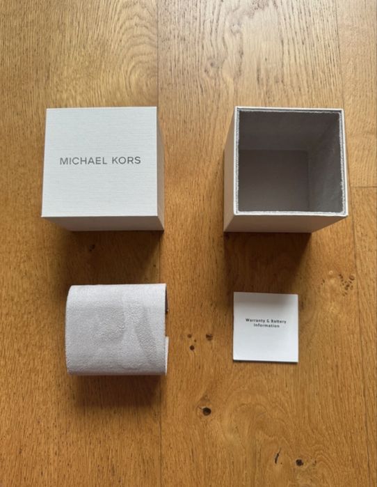 Pudełko pudełeczko box Michael Kors na zegarek białe prezentowe nowe