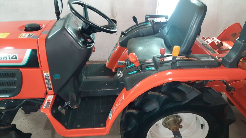 Трактор КУБОТА. 2003р. СВІЖОПРИВЕЗЕНИЙ. Ідеальний стан.