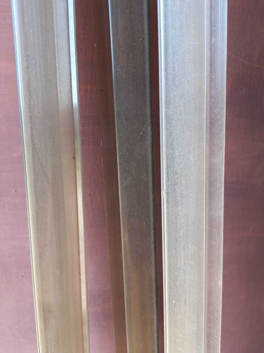 Термошайба и торцевой профиль для поликарбоната