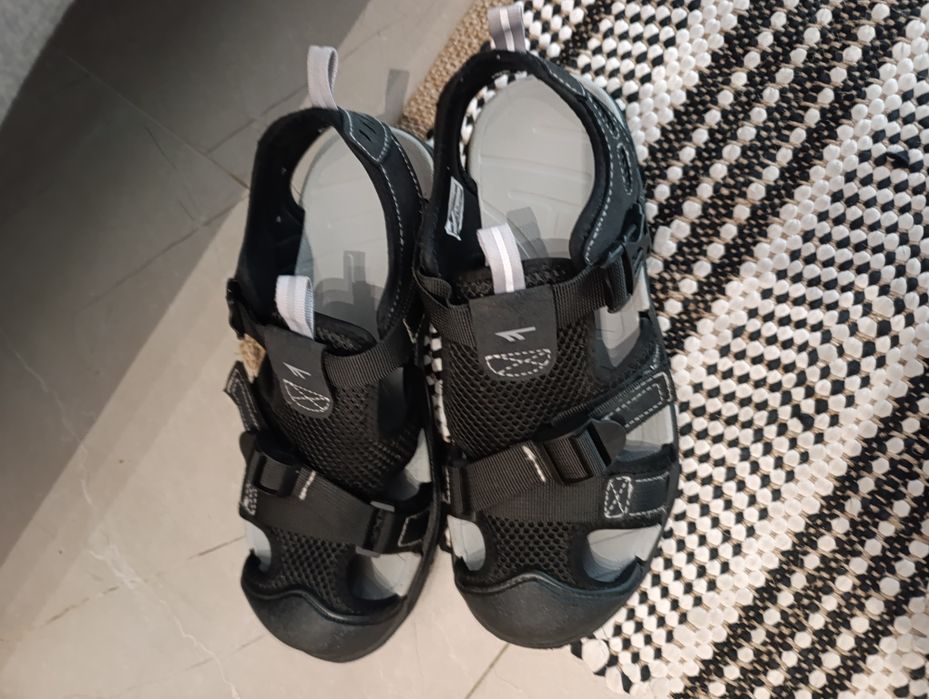 Sandały Hi- Tec rozmiar 41 stan bardzo dobry