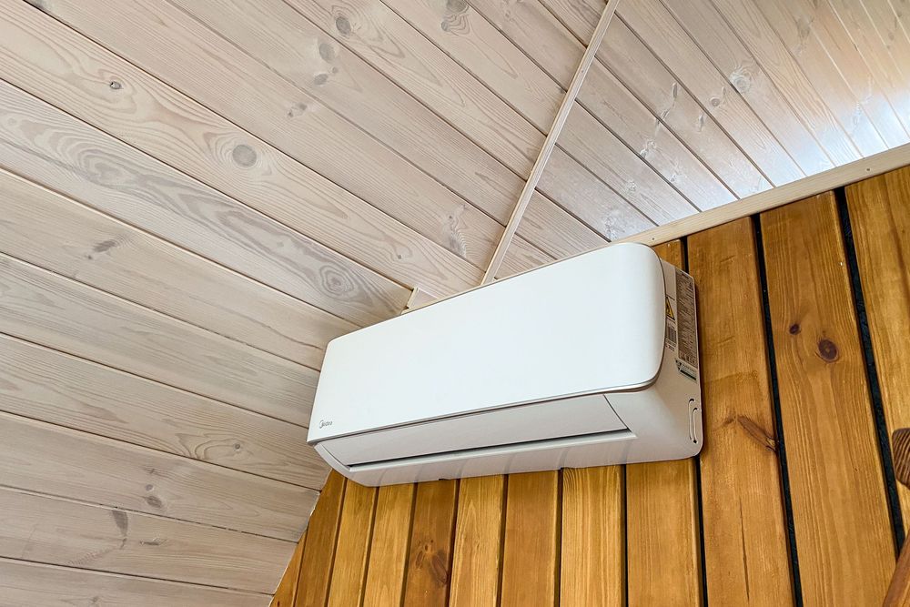 Оренда будинку з чаном, альтанкою, мангалом, кострищем, біля річки