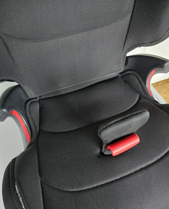 Britax Römer Kidfix III M ideał