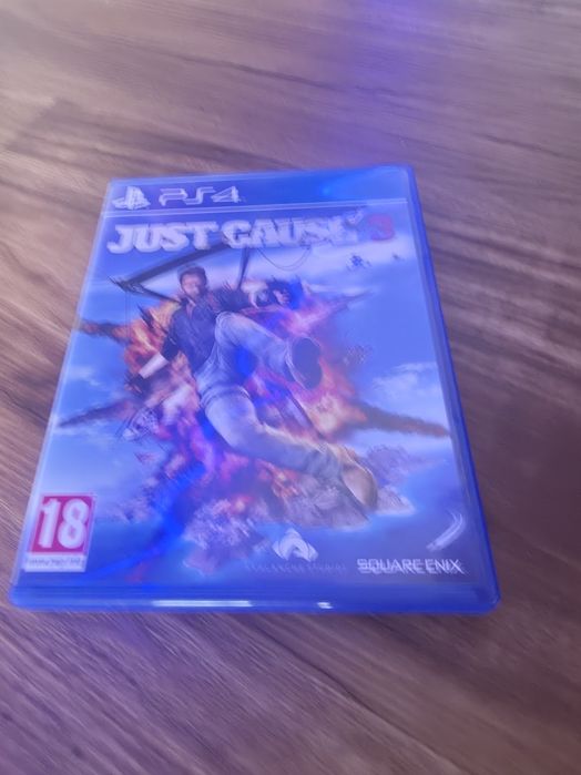 Vendo PS4 Slim em bom estado e totalmente funcional + Jogo Just Cause 3 como novo  + comando original