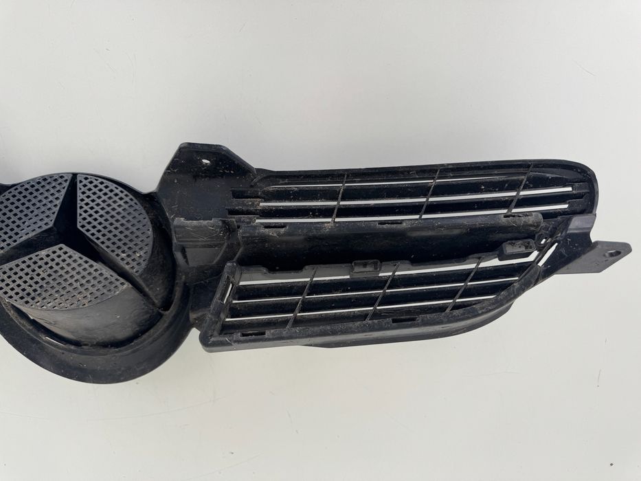 MERCEDES SLK R171 W171 Grill Atrapa Zderzaka Przód A1718880060