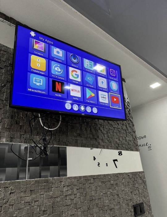 Сдам 1-комнатную квартиру с видом на площадь, центр города!