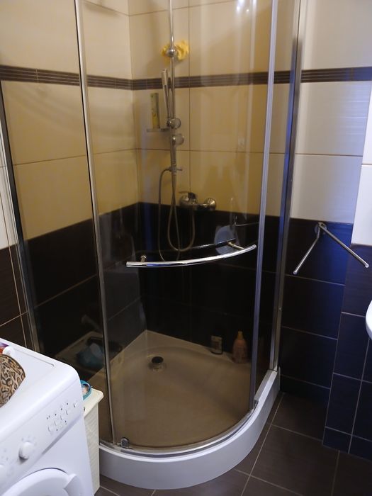 Sprzedam mieszkanie dwupokojowe w bloku