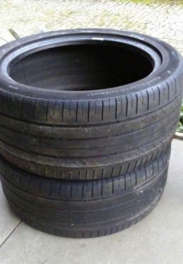 Pneus Continental 245/40/17 em muito bom estado vendo ou troco