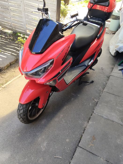Скутер Spark150s-18